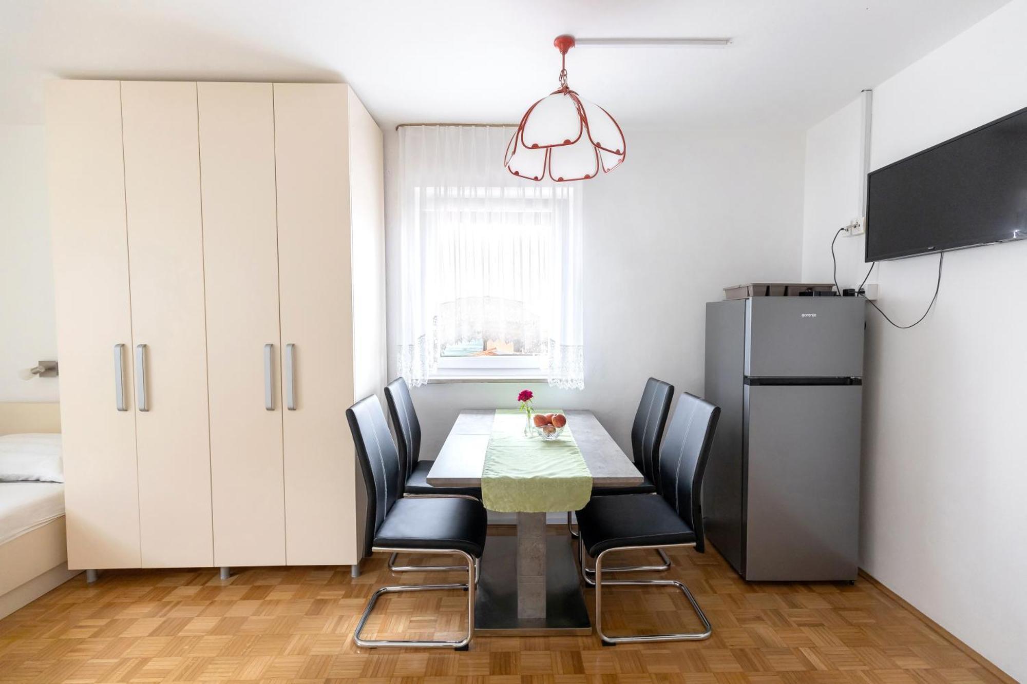 Apartments Cipresa Порторож Екстериор снимка